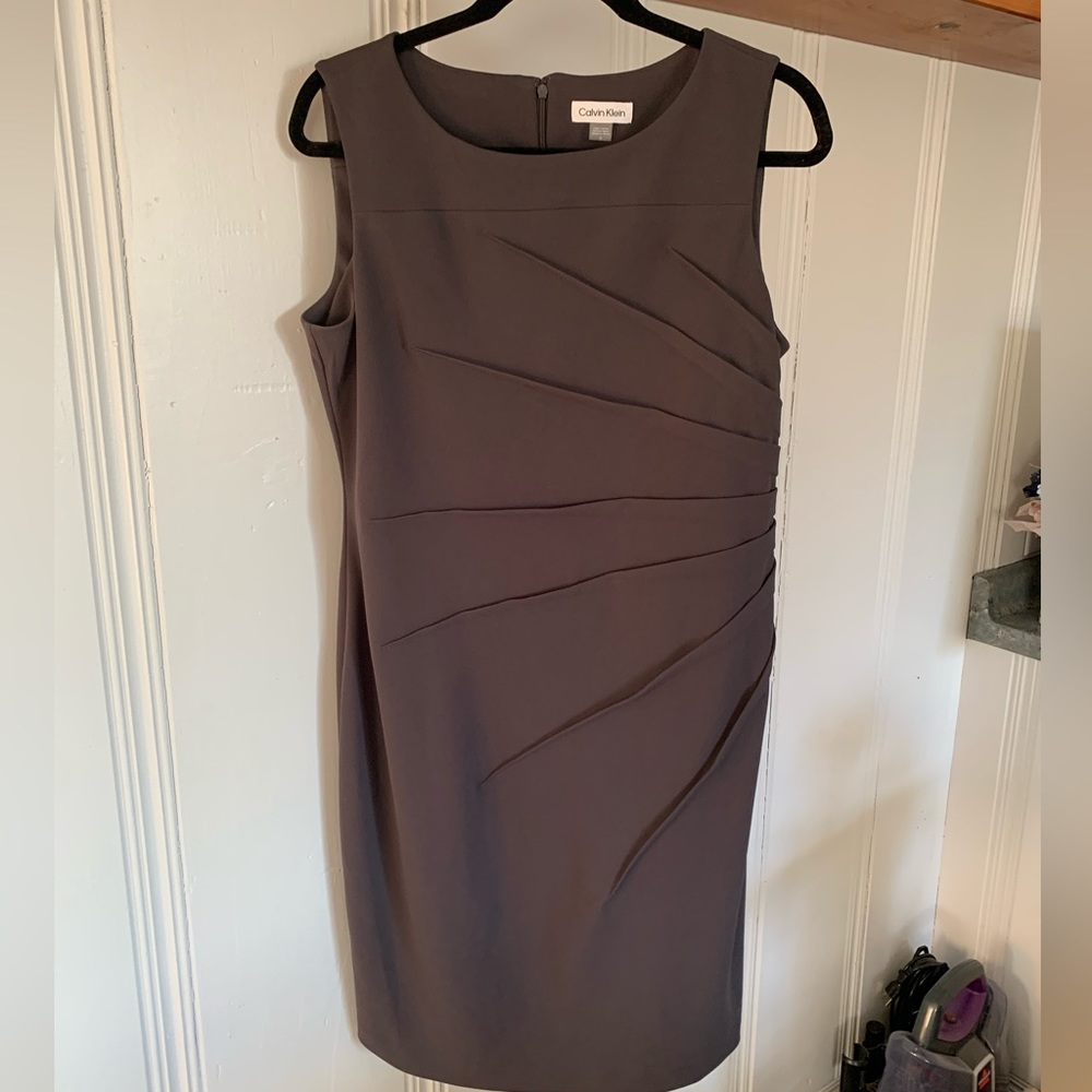EUC Calvin Klein Grey Pleated Dress Sz 12